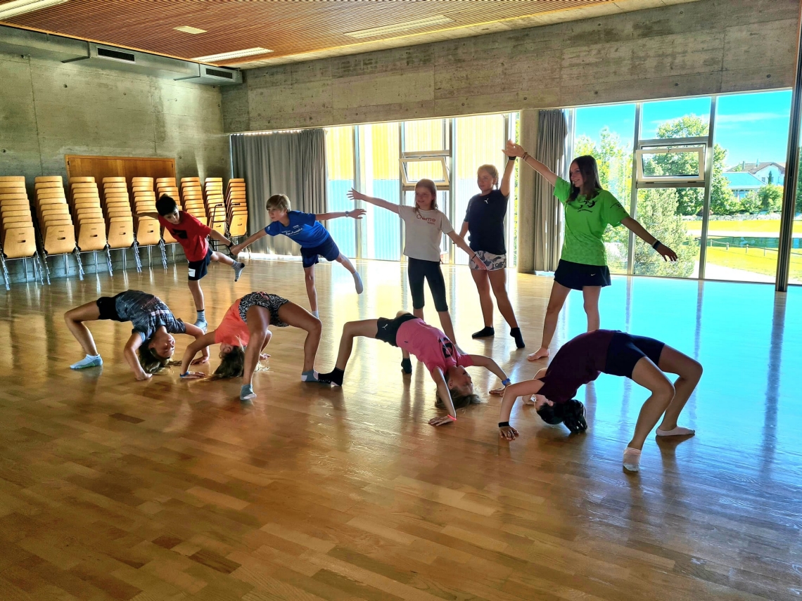 Schlusspose der Choreografie Modern Dance